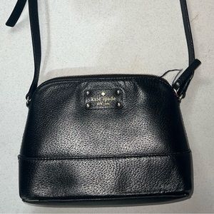 Well loved Kate Spade crossbody